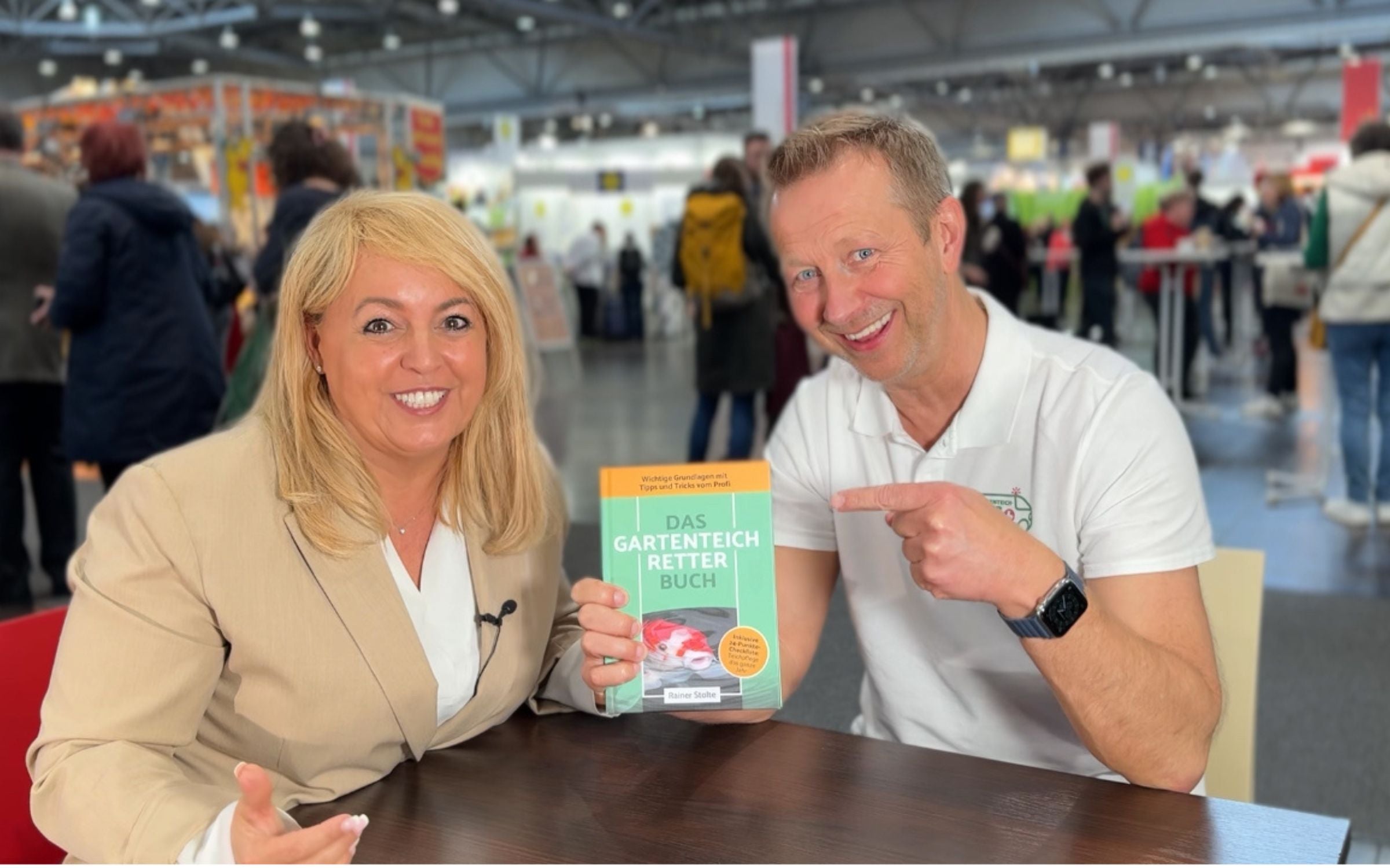 Das Teichretter Buch: Rainer Stolte präsentiert auf der Leipziger Buchmesse 2024 Buch für klare Gartenteiche